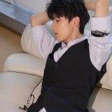 2025-05-19-19-00-52______image_5